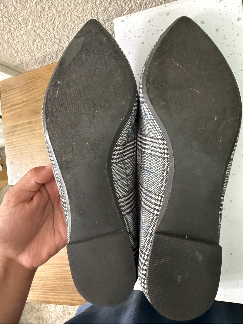 Gray Plaid Pointed-Toe Flats - Picture 5 of 6
